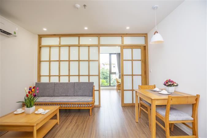 ファンケビン通りにある日本人向けの新しい1ベッドルーム賃貸アパート、新しい家具、ロッテ近く