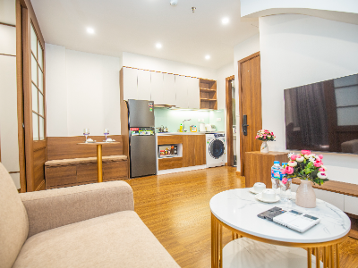 Toà nhà căn hộ phố Liễu Giai, Linh Lang cho thuê căn hộ 1 ngủ, gần Lotte.