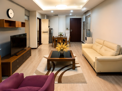 Căn hộ dịch vụ 1 ngủ 65m2 cho thuê tại Phố Kim Mã, đối diện Daewoo, Lotte, Hồ Thủ Lệ, view hồ