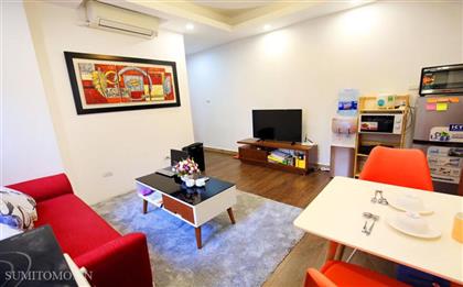 Nice and bright house with 1 bedrooms, 1 bathrooms for rent on Dao Tan street