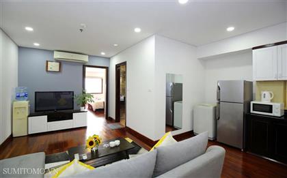 Service apartment for rent for 2 bedroom near Japan Embassy, Ngoc Khanh Lake