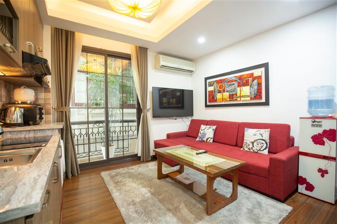 1-bedroom apartment for rent on Dao Tan street near Lotte, convenient service, new furniture