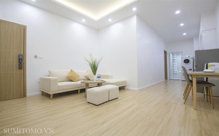 Căn hộ 2 ngủ 535cho thuê phố Kim Mã, view đẹp, đầy đủ tiện nghi