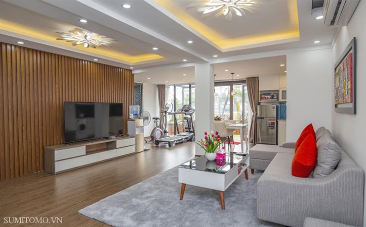 Tòa nhà Sumitomo cho thuê căn hộ dịch vụ 1 ngủ 85m2 có ban công rộng tại Đào Tấn, gần Lotte