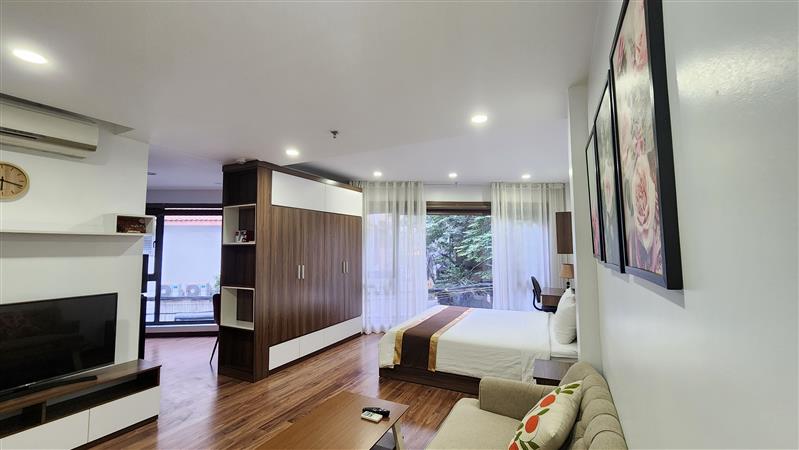 Căn hộ dịch vụ cho thuê 51/12 Đào Tấn gần Daeoo, Lotte. Di chuyển tiện lợi ngay vị trí trung tâm Hà Nội, ánh sáng, view đẹp, đầy đủ tiện nghi