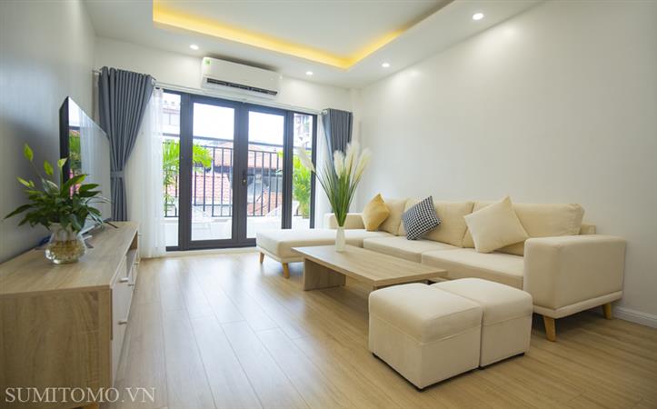 Luxury 2-Bedroom Serviced Apartment with Large Balcony – 80m² – Kim Ma, Ba Dinh, Hanoi – Near Lotte Center