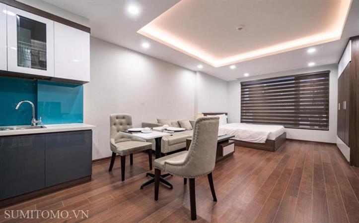 キムマ通り、Rmit の隣、Daeoo、ロッテの向かいにある 1 ベッドルームのサービスアパートメント。