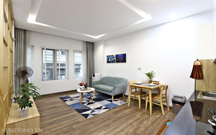 Linh Lang通りにて、モダンな内装のサービスアパートを賃貸中。