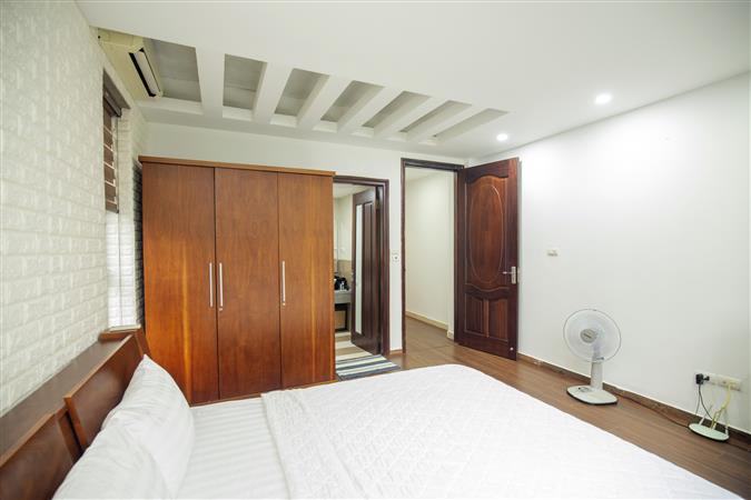 Căn hộ dịch vụ 1 phòng ngủ 55m² cho thuê tại Đào Tấn  gần Lotte